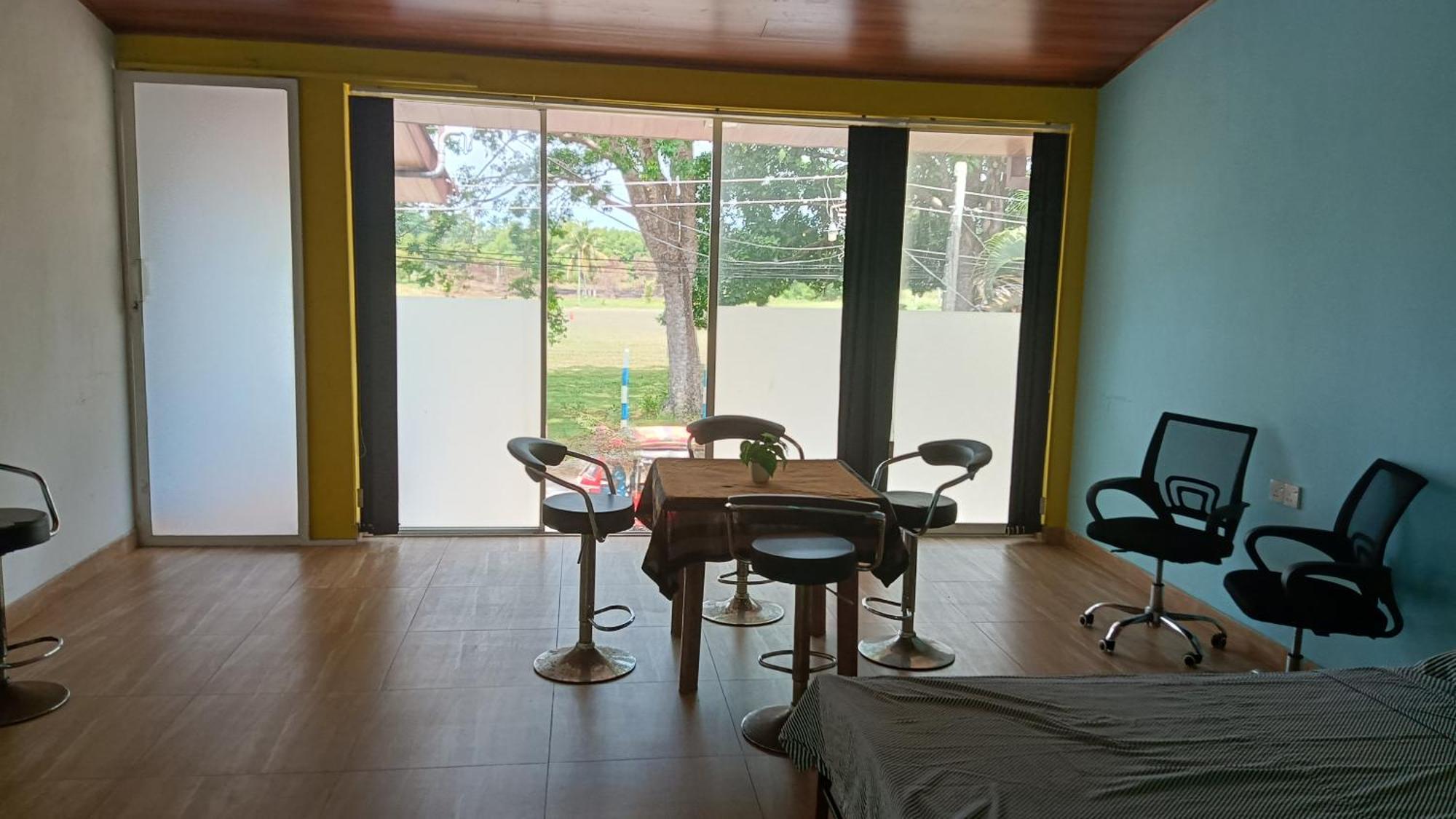 This Is It Airport Hotel And Restaurant Negombo Kültér fotó